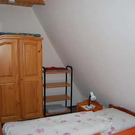 Ferienwohnung-stricker-typ-a-balkon-2-3 Apartmán *
